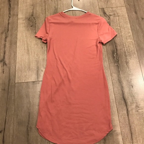 FOREVER 21 PINK DRESS SIZE LARGE - Picture 3 of 3